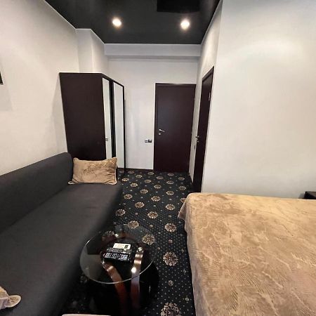 Hotel New Royal Tbilisi ภายนอก รูปภาพ