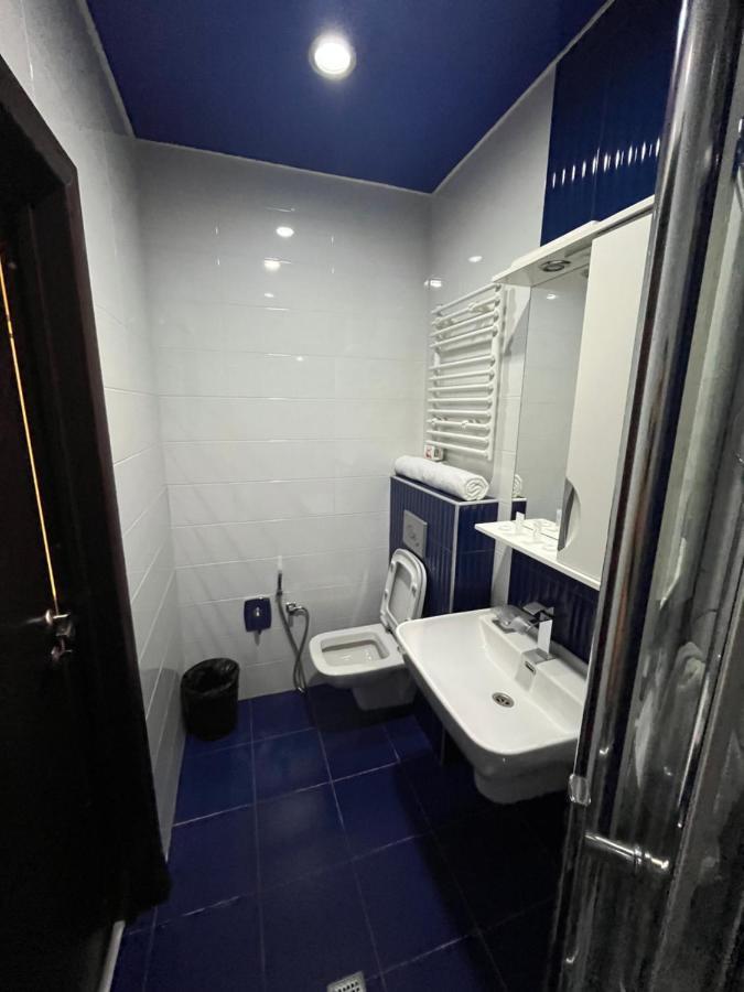 Hotel New Royal Tbilisi ภายนอก รูปภาพ
