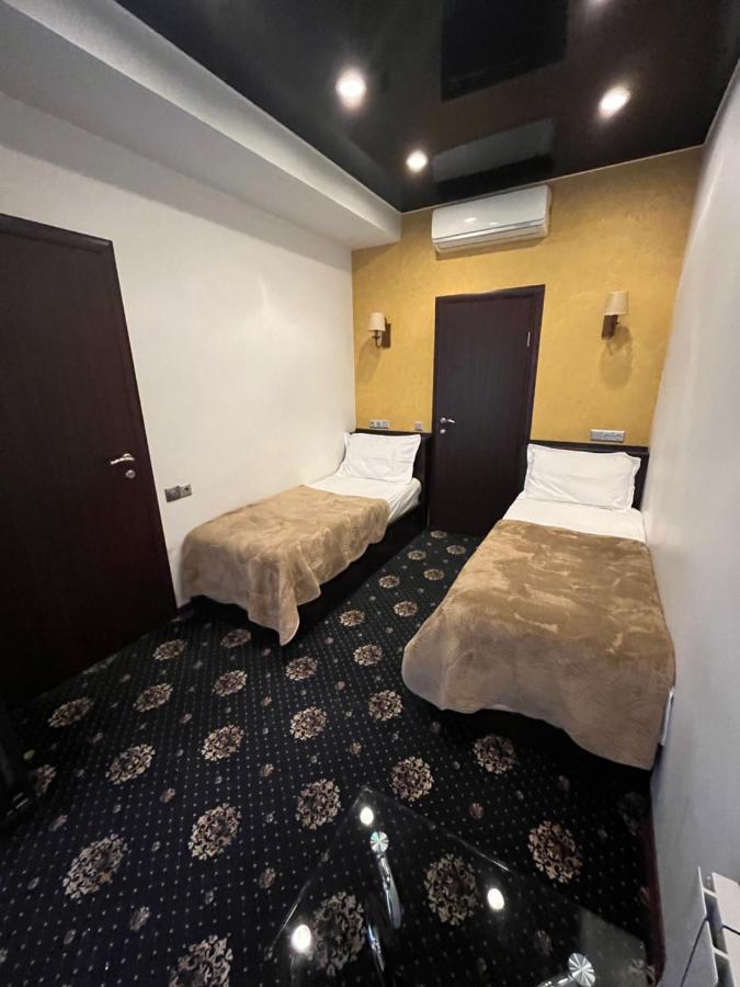 Hotel New Royal Tbilisi ภายนอก รูปภาพ
