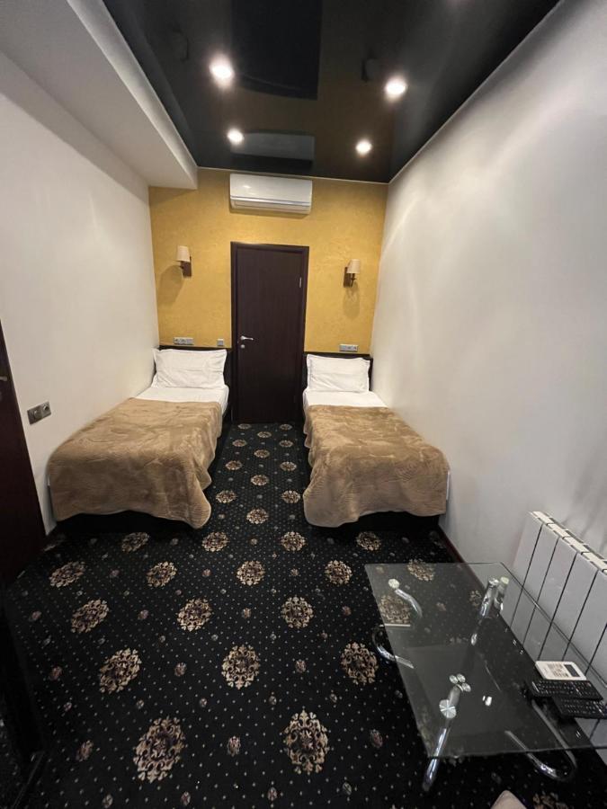 Hotel New Royal Tbilisi ภายนอก รูปภาพ